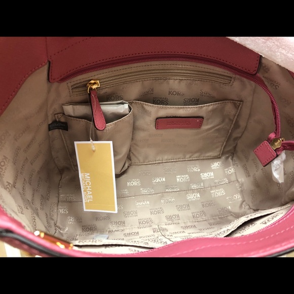 Gaby’sBags👜💕- NWT Michael Kors Large Tote Tulip - Picture 7 of 8